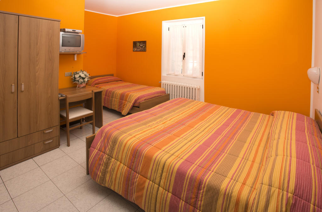 Hotel Del Mera Sorico Room photo