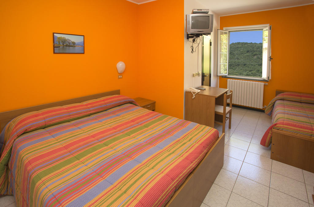 Hotel Del Mera Sorico Room photo