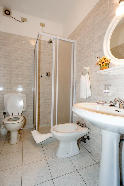 Hotel Del Mera Sorico Room photo